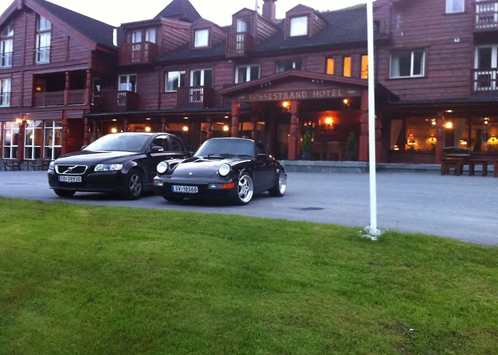 Vossestrand And Aparthotel 3*